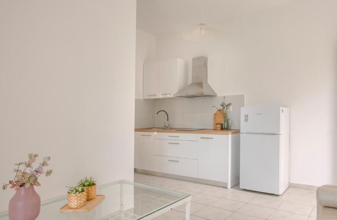 Vivian Apartments Vlachata Екстер'єр фото