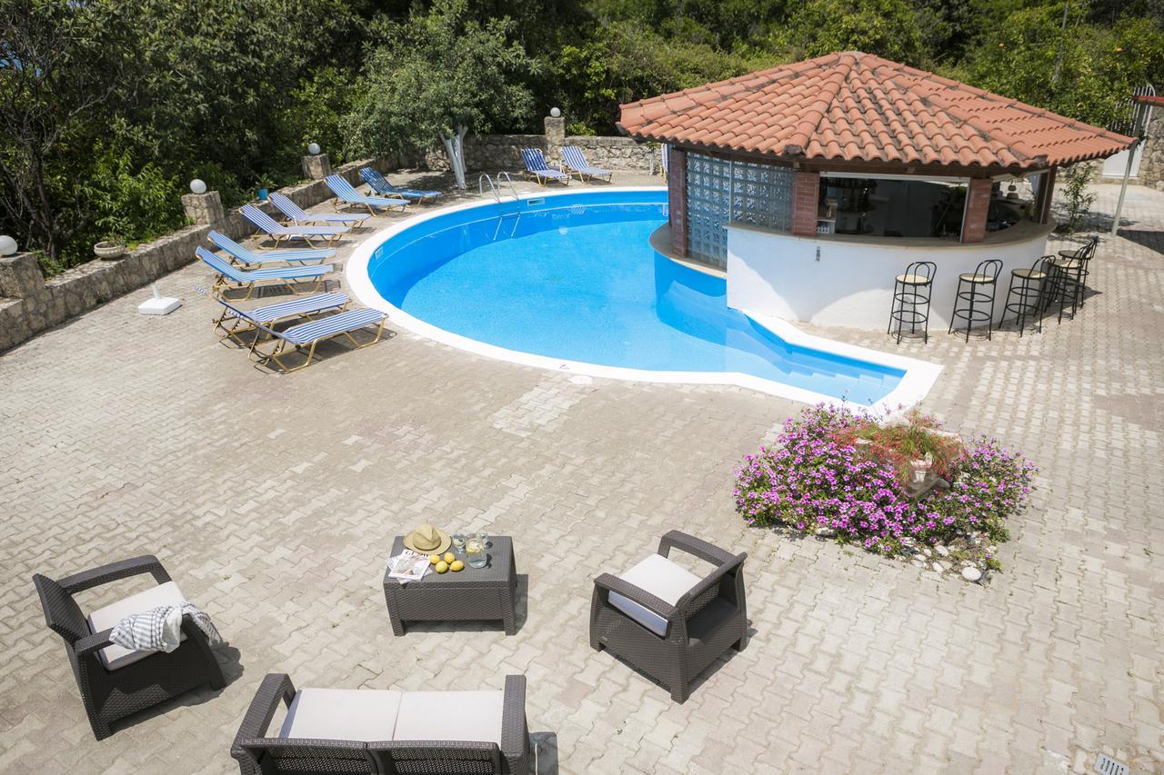 Vivian Apartments Vlachata Екстер'єр фото