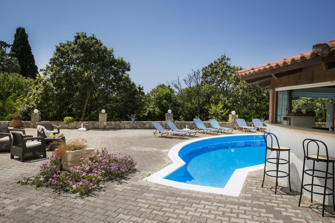 Vivian Apartments Vlachata Екстер'єр фото